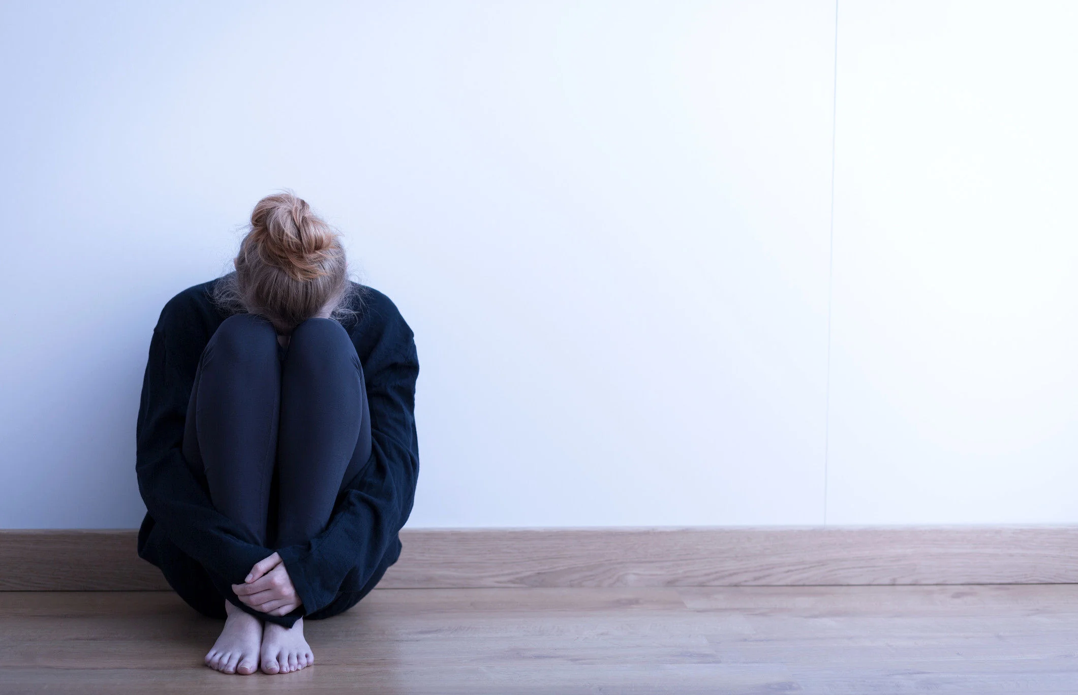 درد لگن در خانم ها چه دلیلی دارد و چگونه درمان می شود؟ 