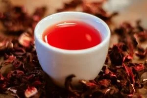 چای رویبوس؛ یک نوشیدنی بدون کافئین با خواص زیاد 
