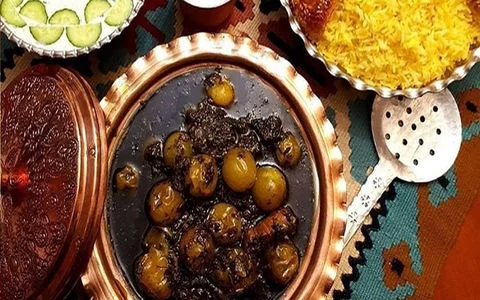 خورشت گوجه سبز رو به سبک شمالیا و بدون گوشت بپز! + طرز تهیه 