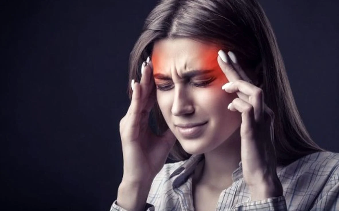 نشانه سردردهای قاعدگی چیست و چگونه درمان می شود؟