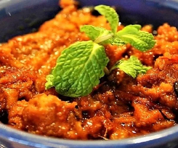 خورشت دختر لوس؛ بانمک و مخصوص روزهای تابستونی + طرز تهیه 