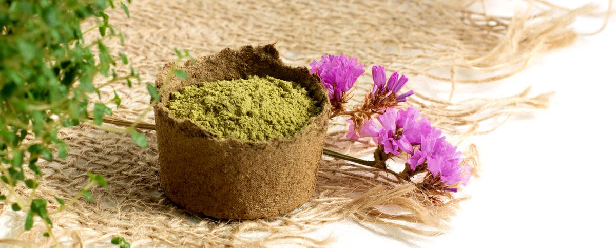 خواص حنا برای تقویت مو