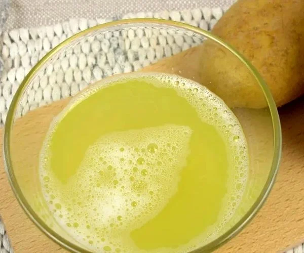 دیگه آب سیب زمینی رو دور نریز | خواص شگفت انگیز آب سیب زمینی + طرز تهیه