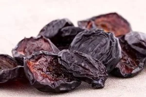 خشک کردن گوجه سبز در خانه به بهترین روش ها