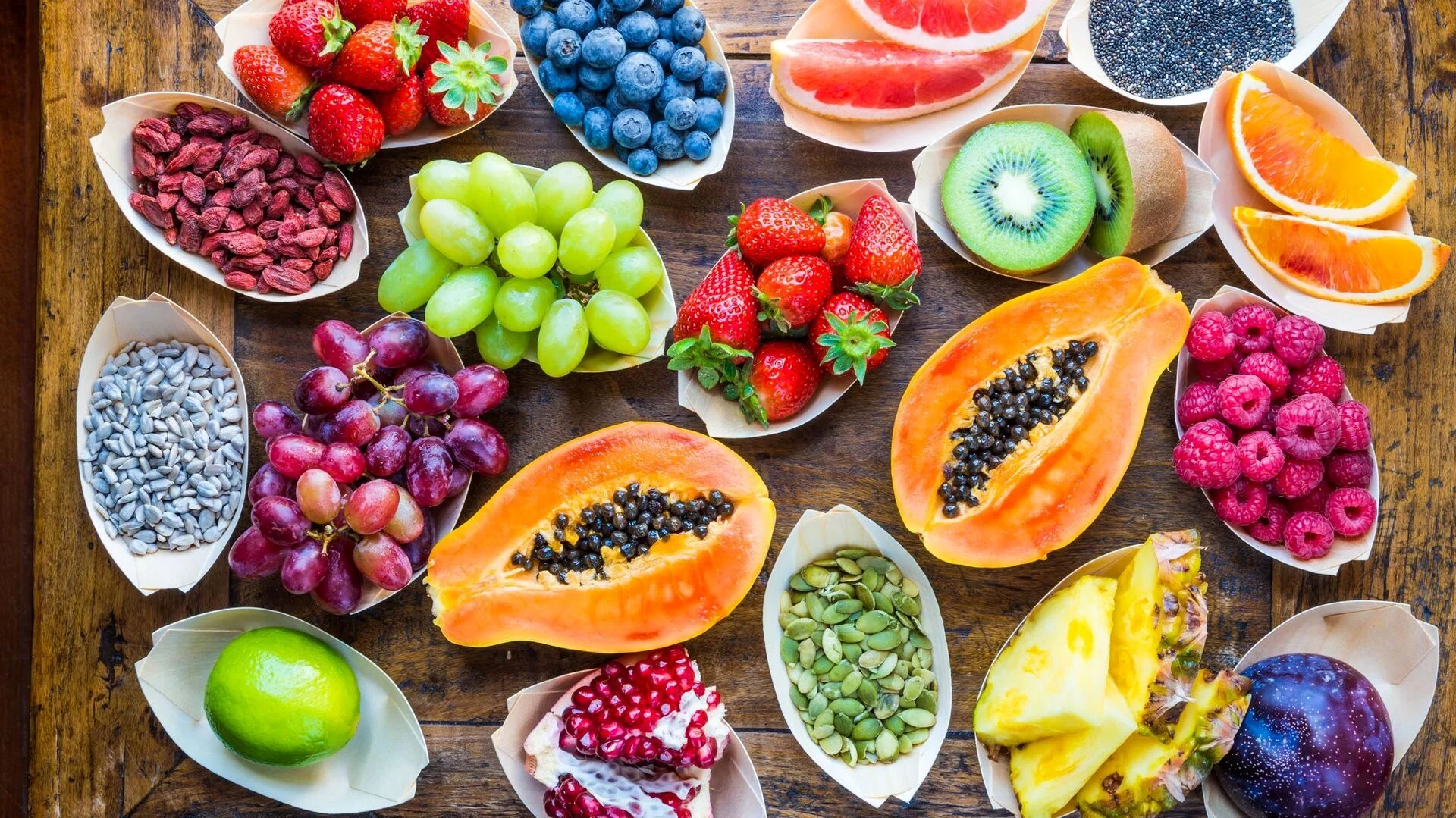 هرگز این میوه ها رو ناشتا نخور! + مضرات و دلیل 