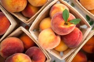 هلو؛ خواص، مضرات، طبع و ارزش غذایی آن