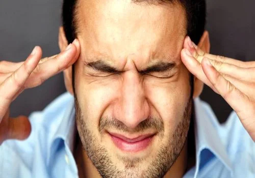 درمان سر درد در طب سنتی بر اساس مزاج های مختلف